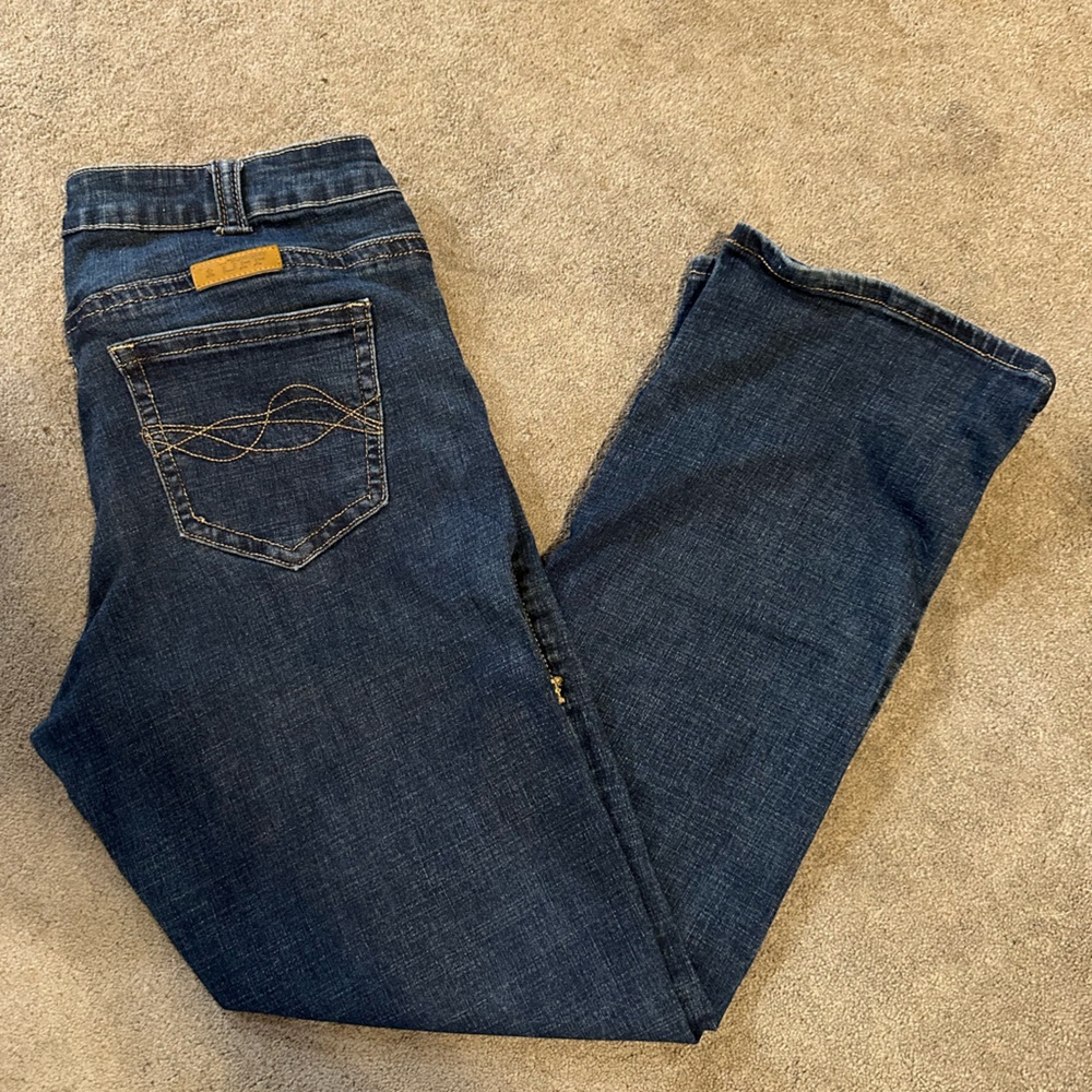 Women’s Cowgirl Tuff Dimi Deluxe boot cut jeans